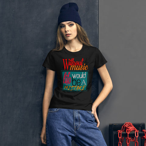 Women's short sleeve t-shirt