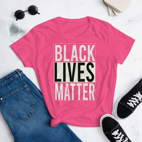 Women's short sleeve t-shirt